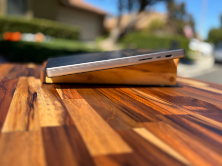 Wood laptop stand